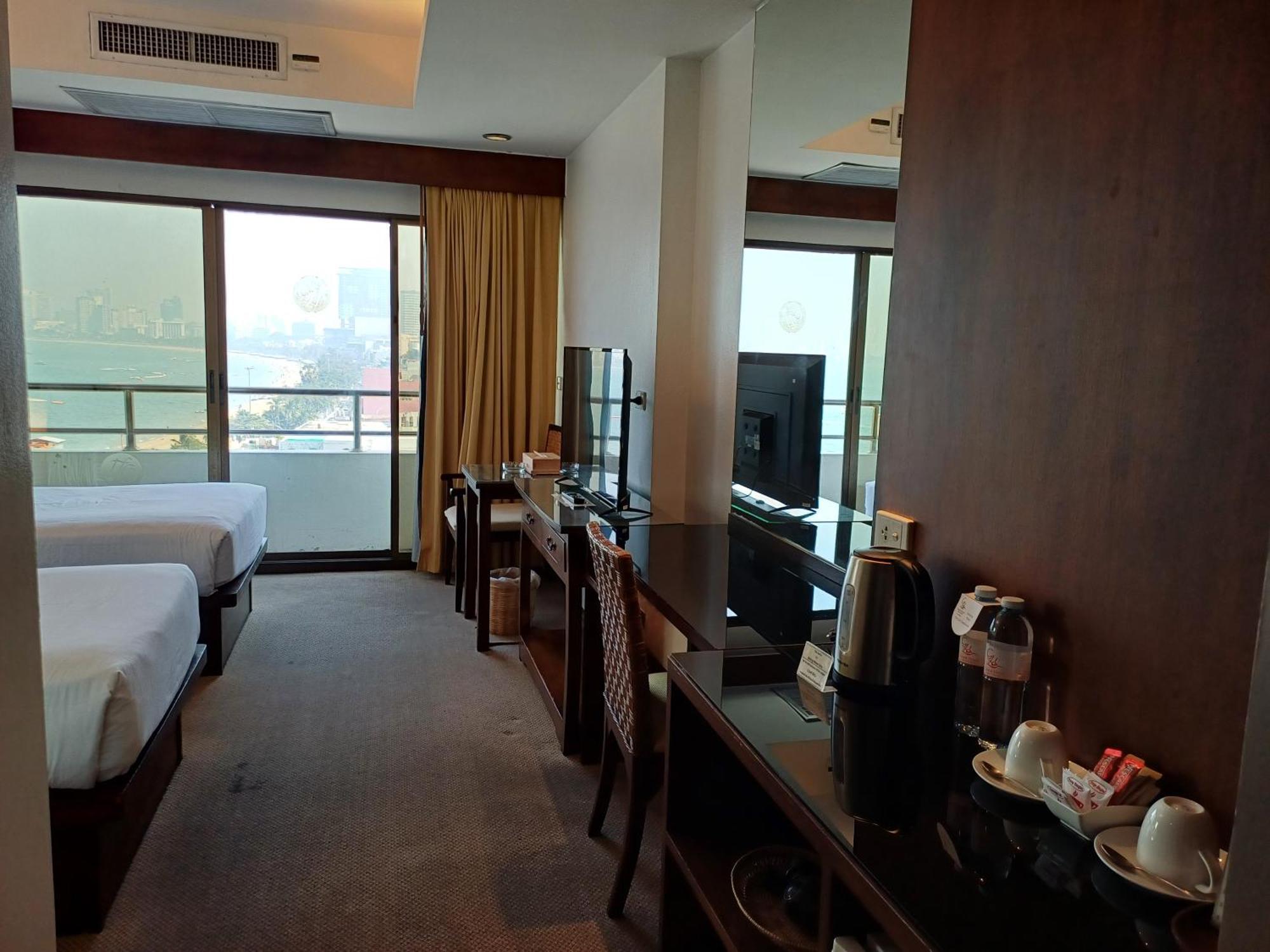Grand Hotel Pattaya Zewnętrze zdjęcie